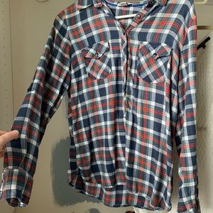 Soft plaid lightly-worn top